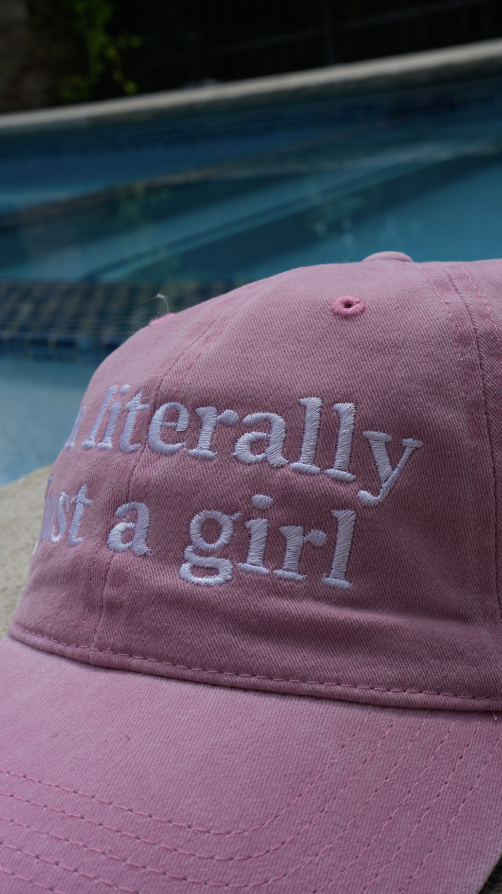 Soy literalmente solo un sombrero de niña