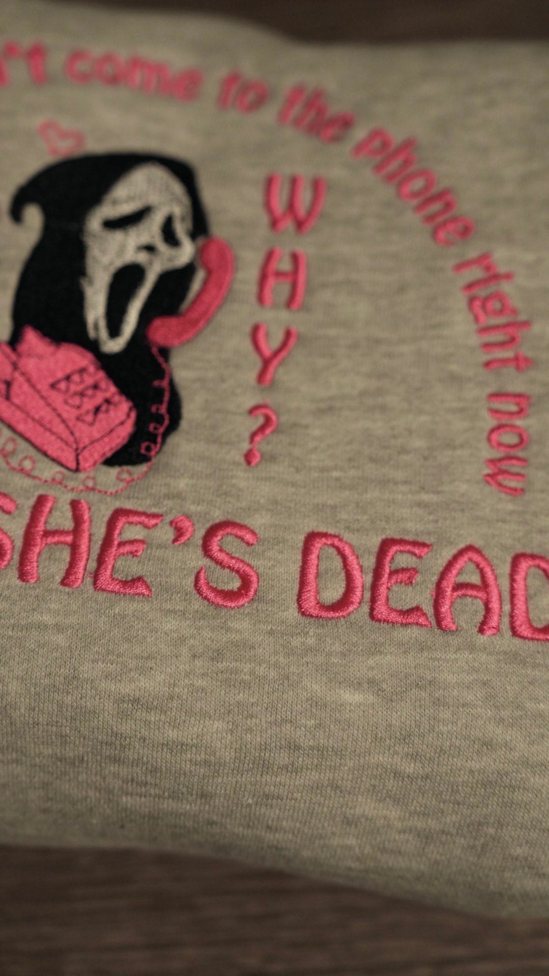 Sudadera con el mensaje "Old Taylor is Dead"